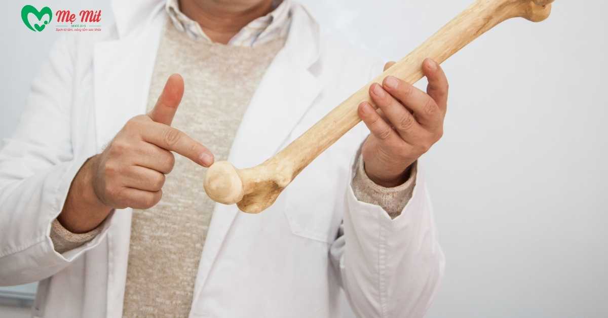 Nho khô chứa một lượng canxi và boron khá lớn có lợi cho xương và khớp.