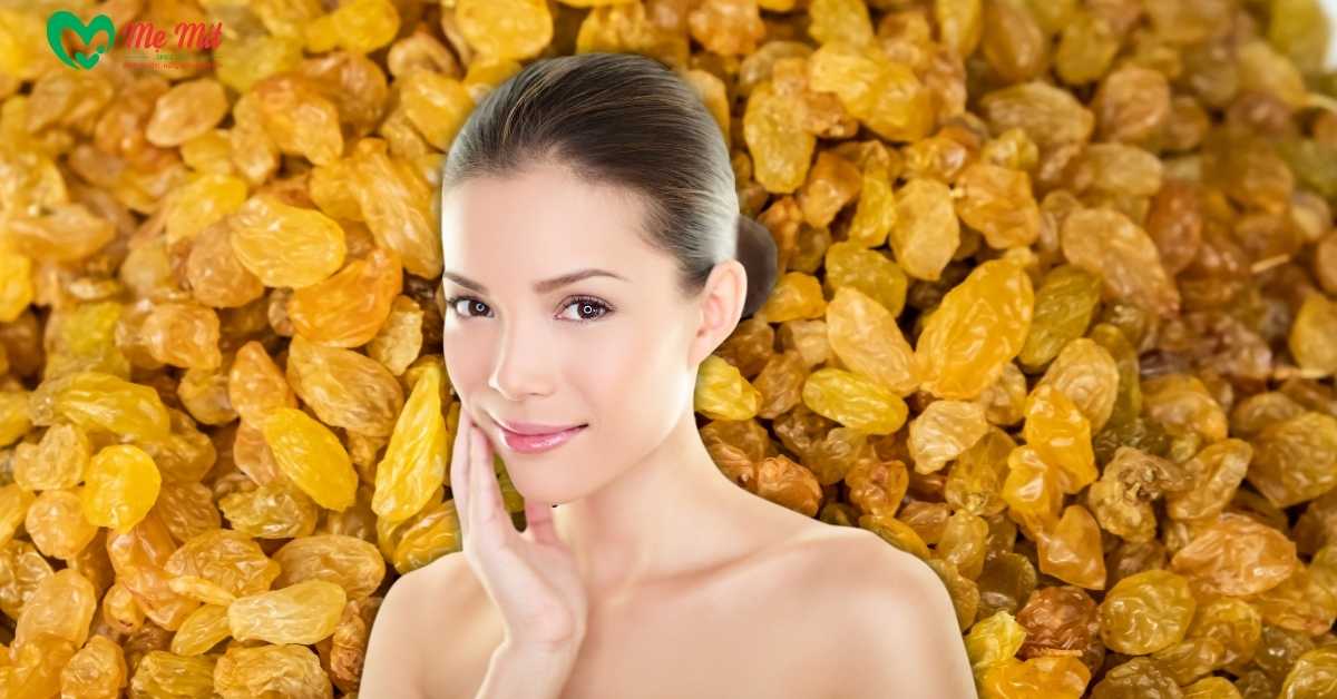 Nho khô như một nguồn thực phẩm bổ khí huyết, bổ thận, dưỡng gan, và tăng cường khí sắc.